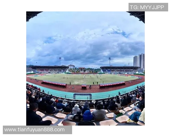 足球明星代言广告口哨引领潮流激发热情点燃球迷激情的全新体验 足球明星代言广告口哨引领潮流激发热情点燃球迷激情的全新体验